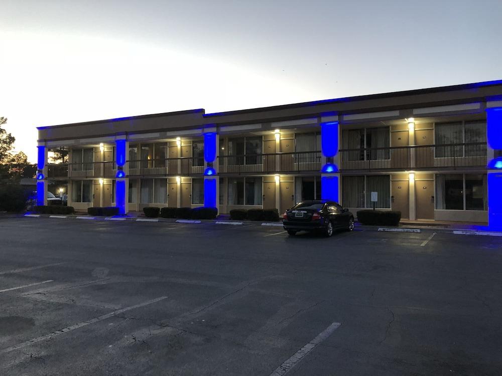 Motel Savannah Luaran gambar
